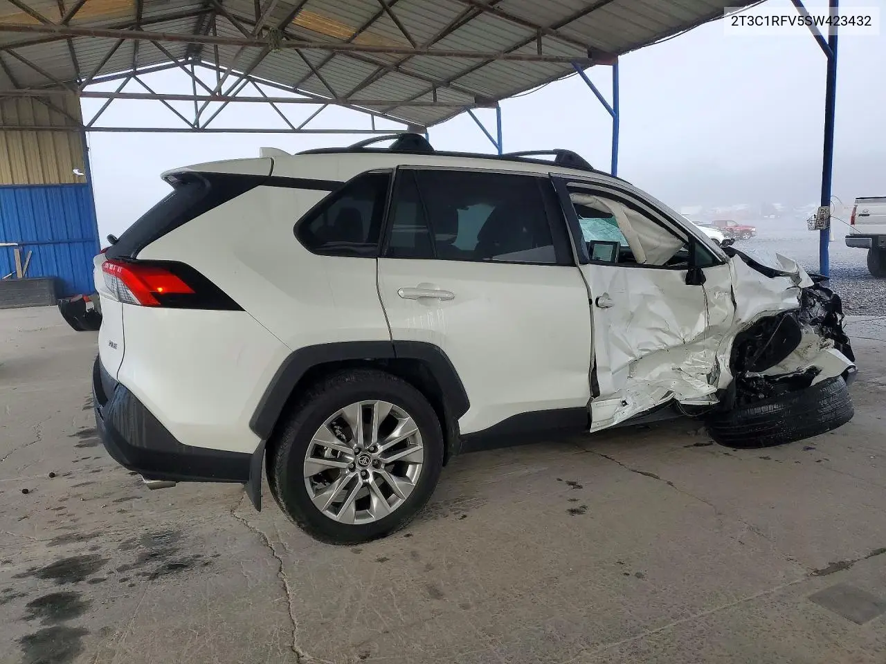 2025 TOYOTA RAV 4 VIN 2T3C1RFV5SW423432 — фото 3