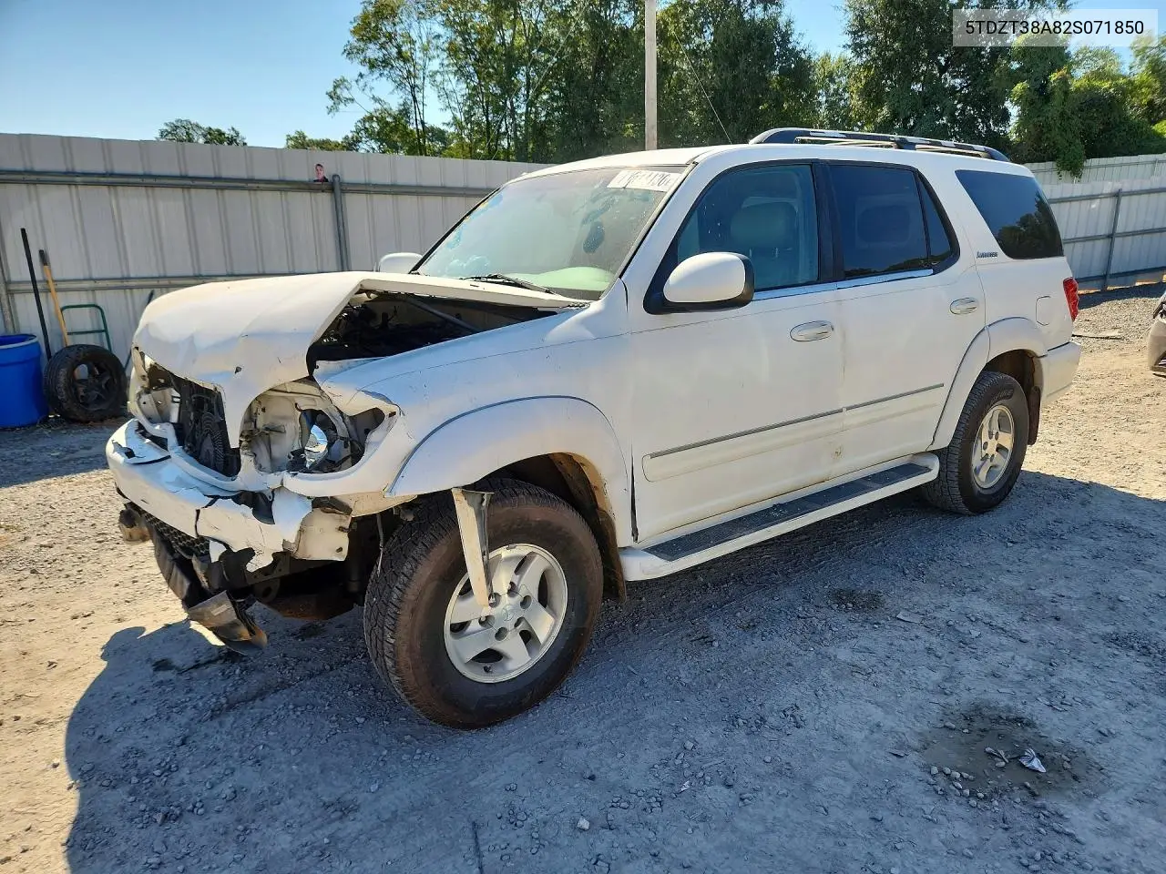 TOYOTA SEQUOIA 2002, VIN 5TDZT38A82S071850