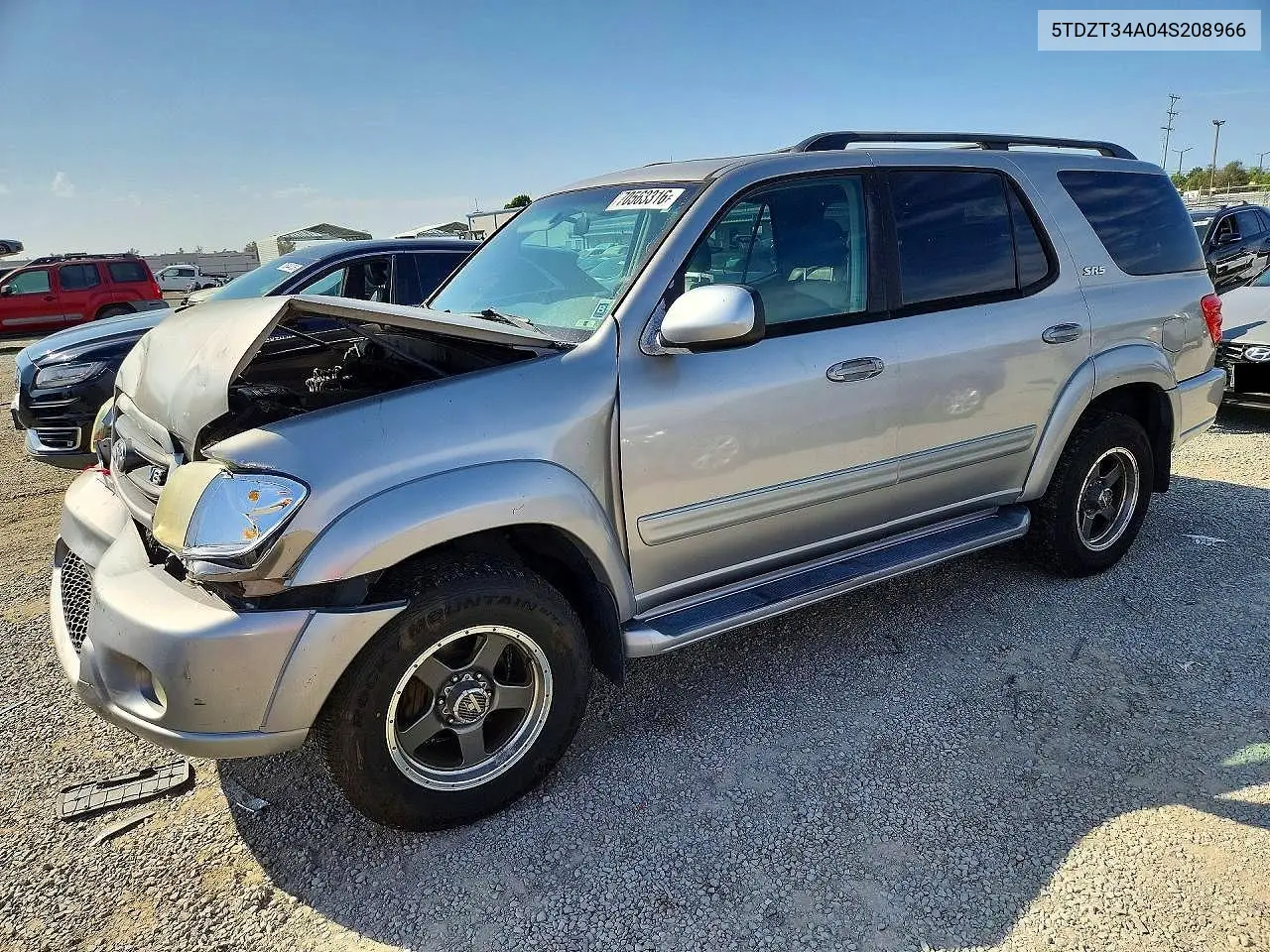 TOYOTA SEQUOIA 2004, VIN 5TDZT34A04S208966
