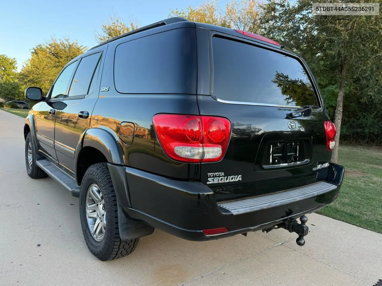 2005 TOYOTA SEQUOIA VIN 5TDBT44A05S236291 — фото 3