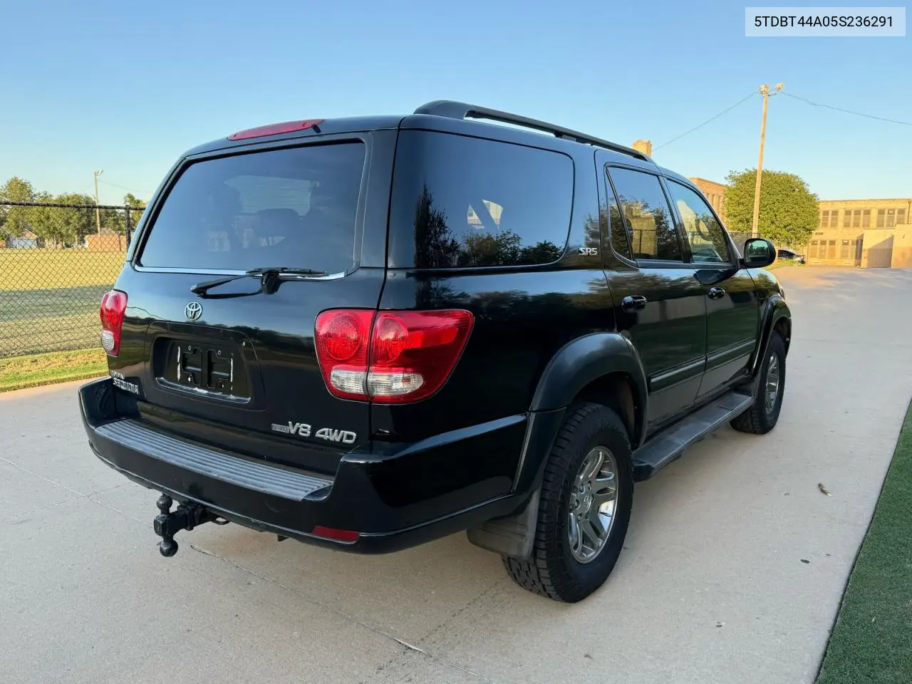 2005 TOYOTA SEQUOIA VIN 5TDBT44A05S236291 — фото 4