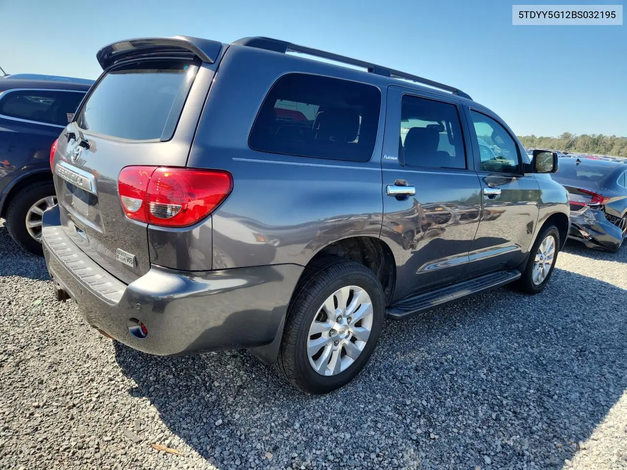 2011 TOYOTA SEQUOIA VIN 5TDYY5G12BS032195 — фото 3