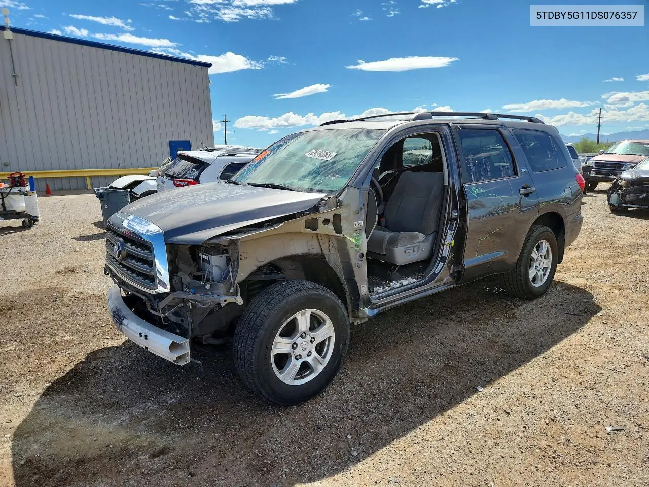TOYOTA SEQUOIA 2013, VIN 5TDBY5G11DS076357