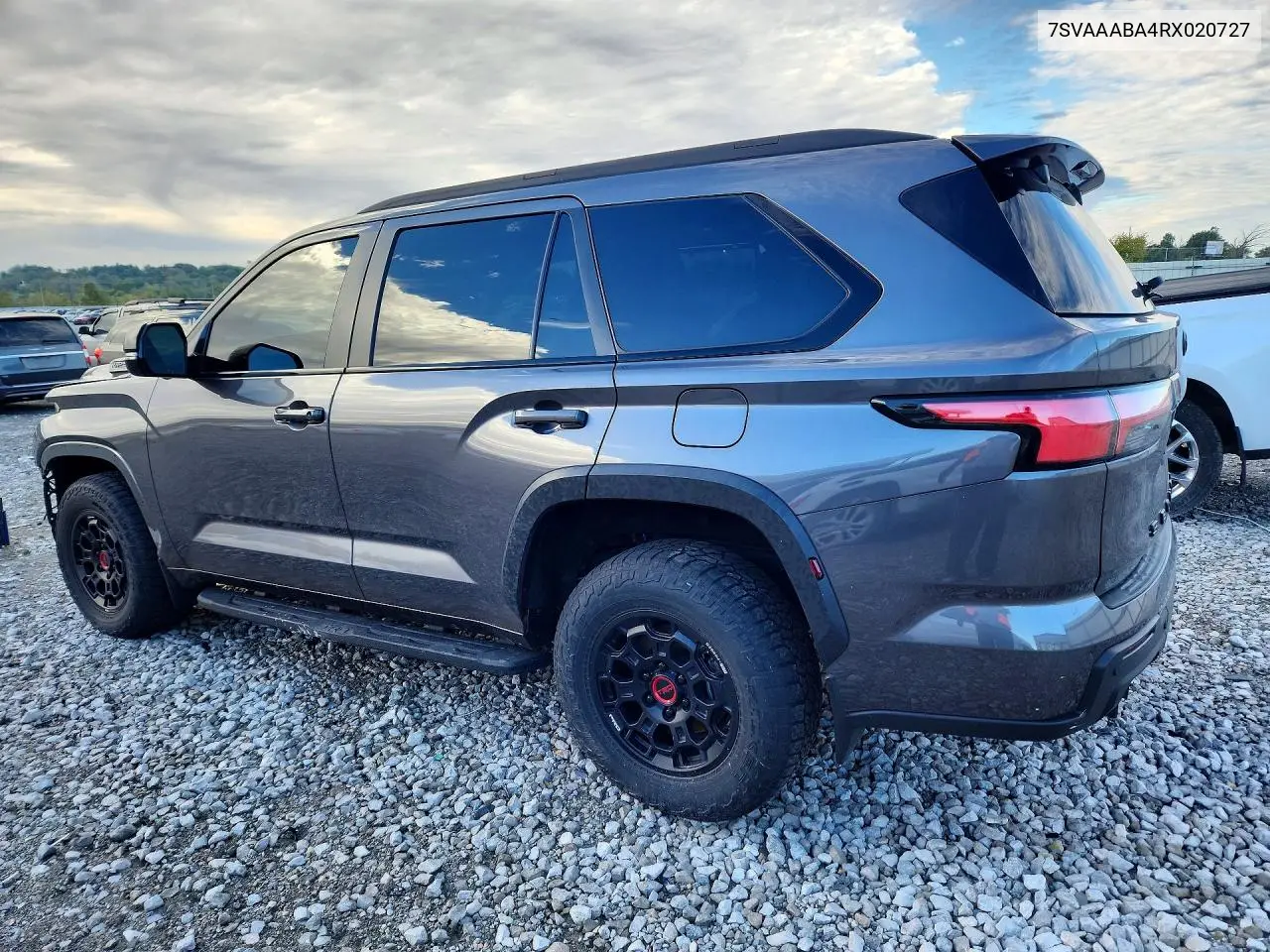 2024 TOYOTA SEQUOIA VIN 7SVAAABA4RX020727 — фото 2