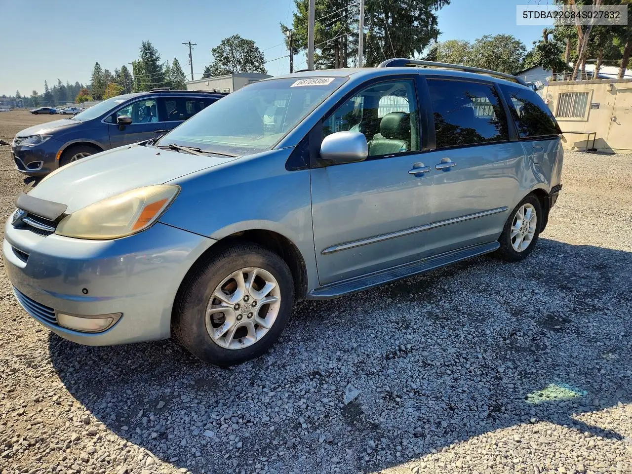 TOYOTA SIENNA 2004, VIN 5TDBA22C84S027832