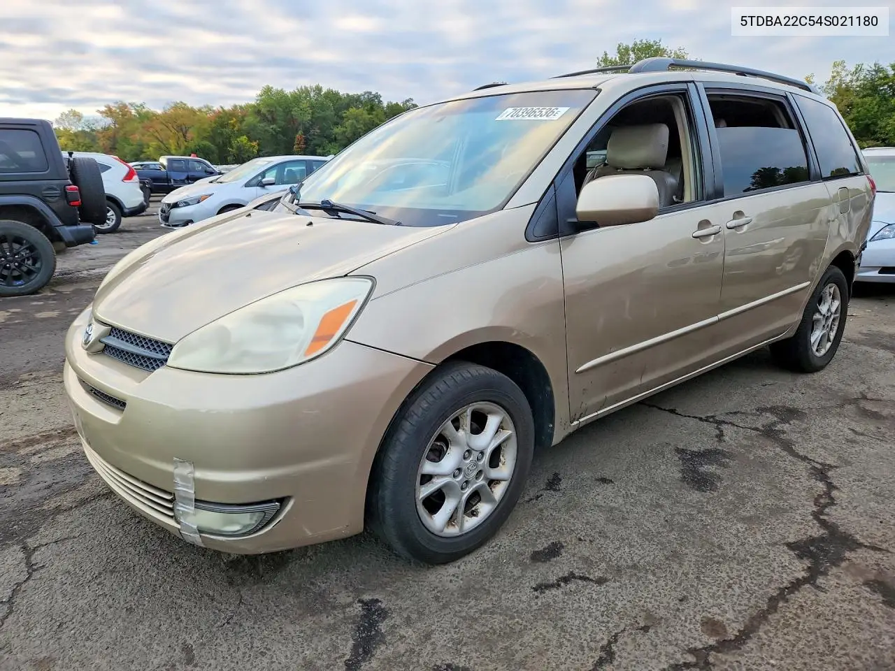 TOYOTA SIENNA 2004, VIN 5TDBA22C54S021180