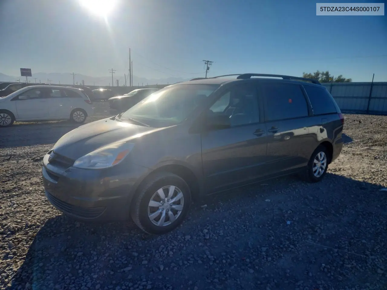 TOYOTA SIENNA 2004, VIN 5TDZA23C44S000107