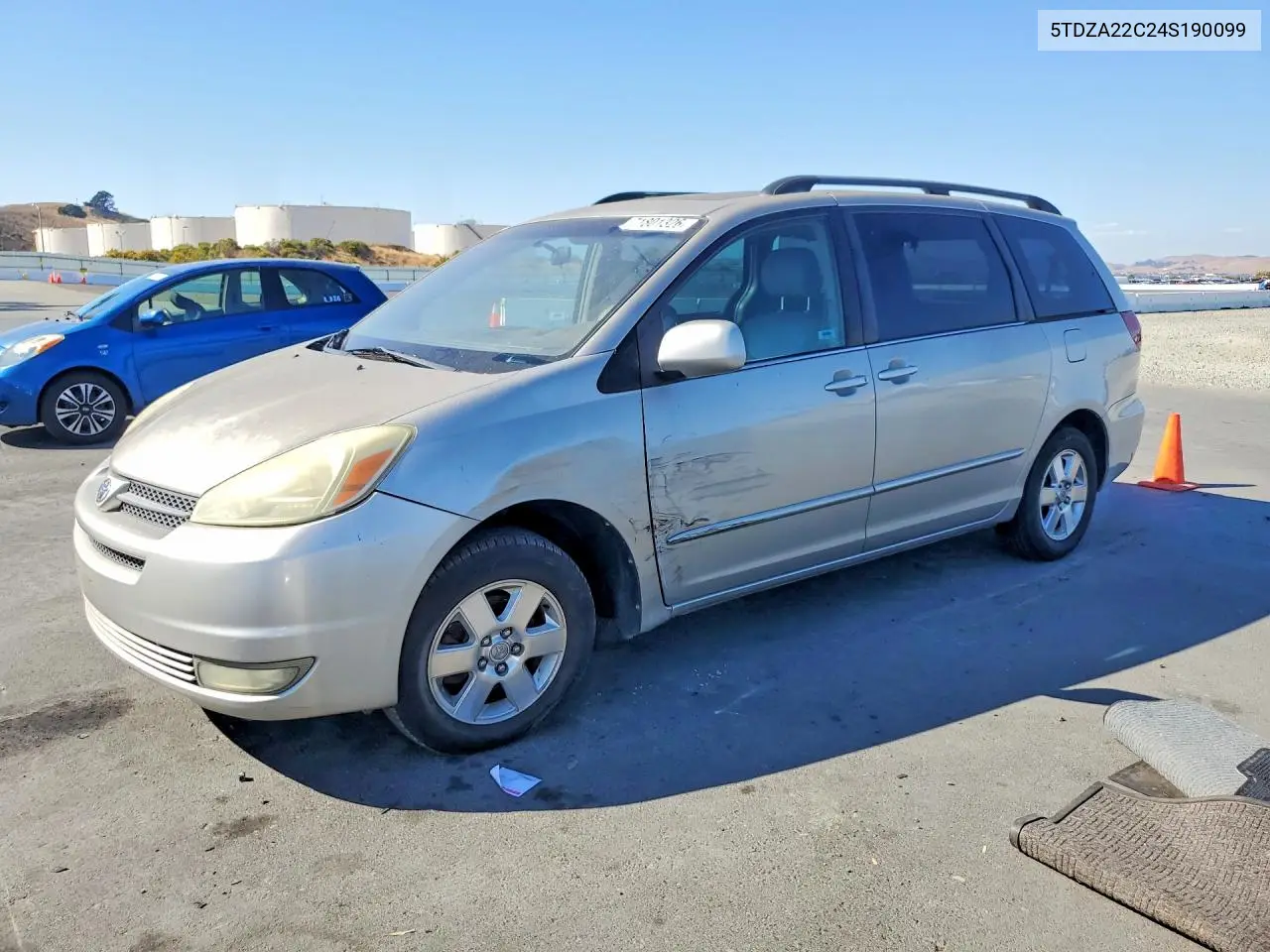TOYOTA SIENNA 2004, VIN 5TDZA22C24S190099