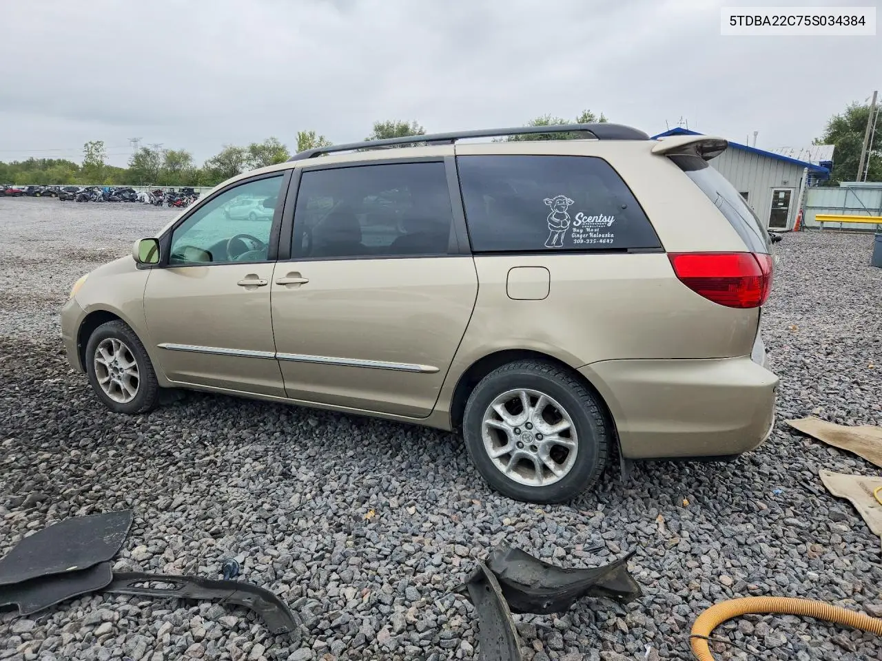 2005 TOYOTA SIENNA VIN 5TDBA22C75S034384 — фото 2
