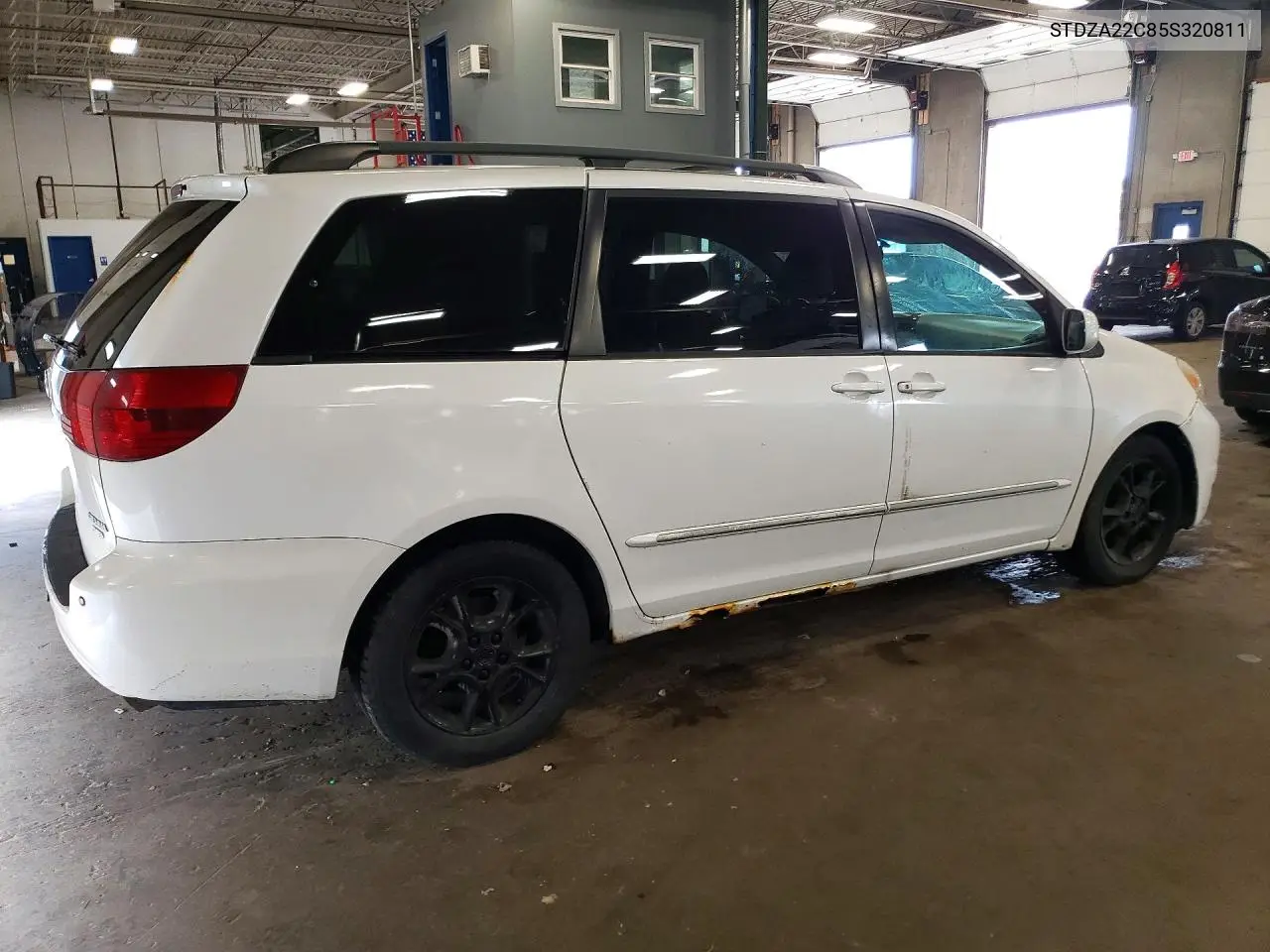 2005 TOYOTA SIENNA VIN STDZA22C85S320811 — фото 3