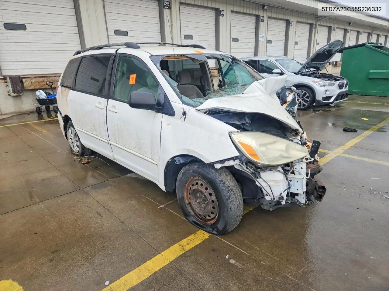 2005 TOYOTA SIENNA VIN 5TDZA23C55S236332 — фото 4