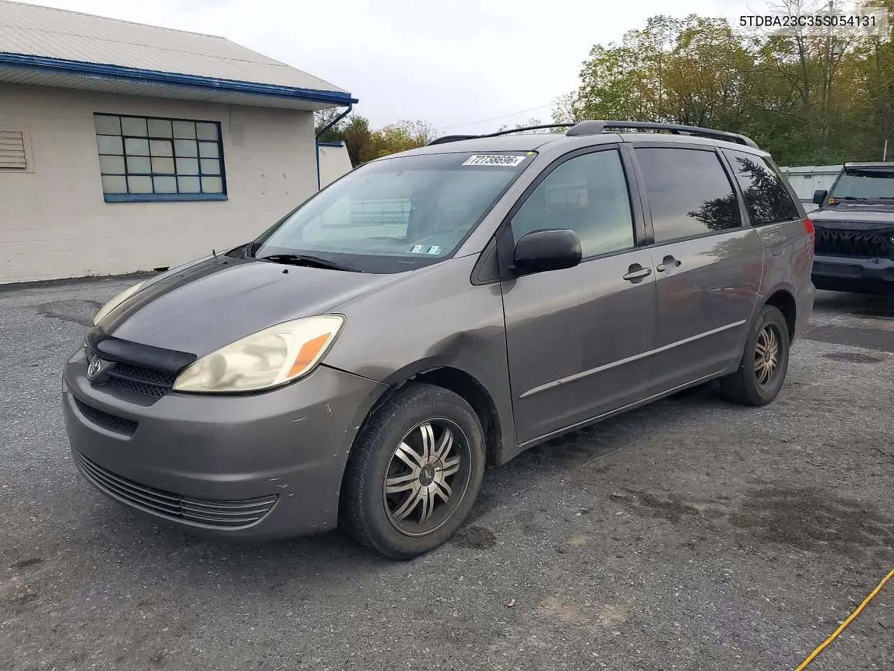 TOYOTA SIENNA 2005, VIN 5TDBA23C35S054131