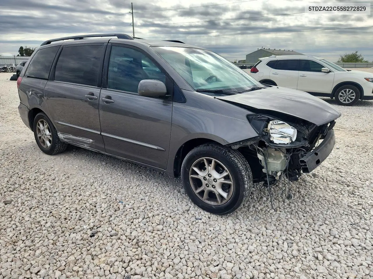2005 TOYOTA SIENNA VIN 5TDZA22C55S272829 — фото 4