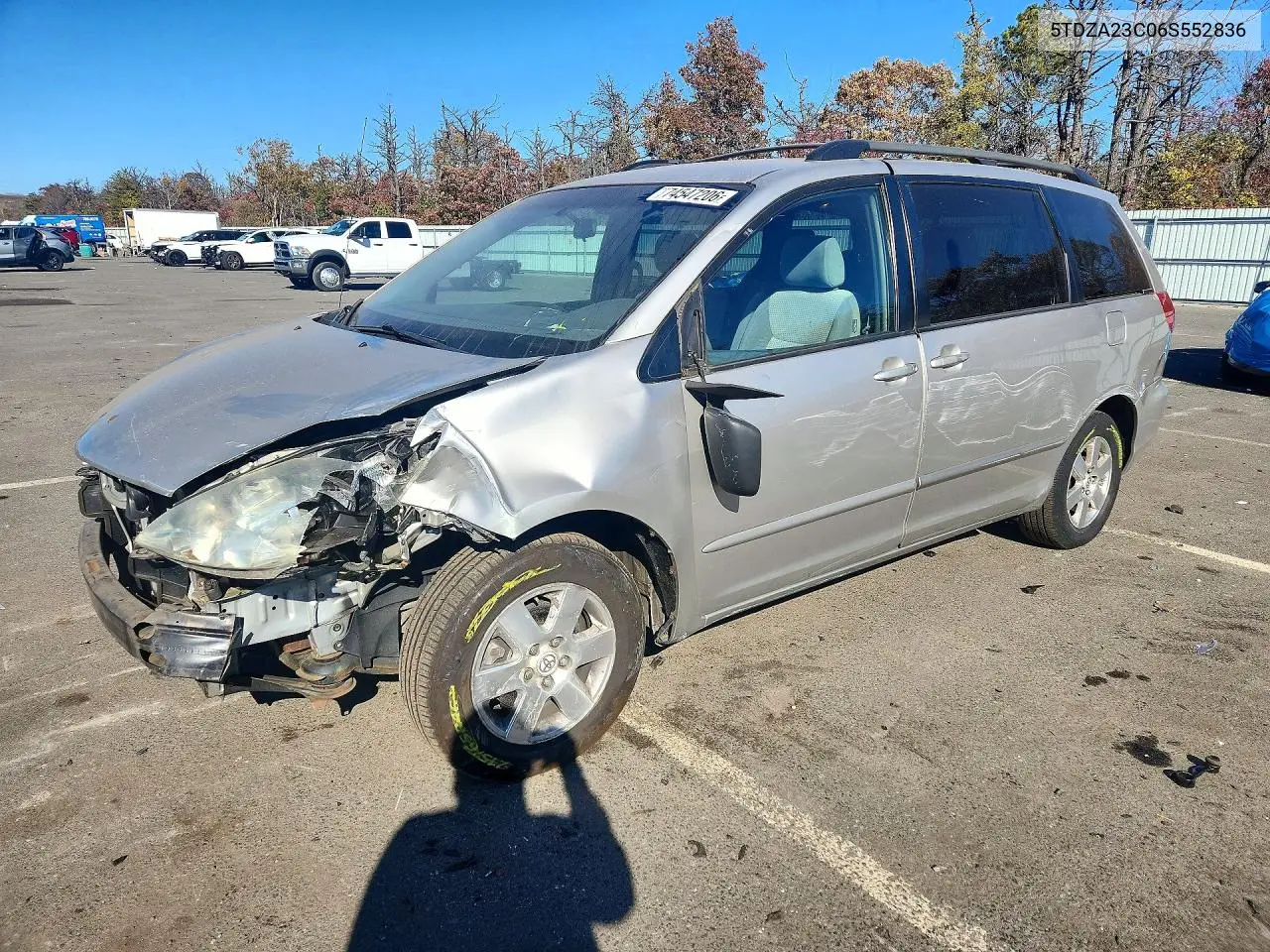 TOYOTA SIENNA 2006, VIN 5TDZA23C06S552836