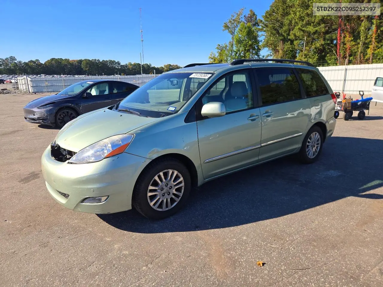 TOYOTA SIENNA 2009, VIN 5TDZK22C09S257397