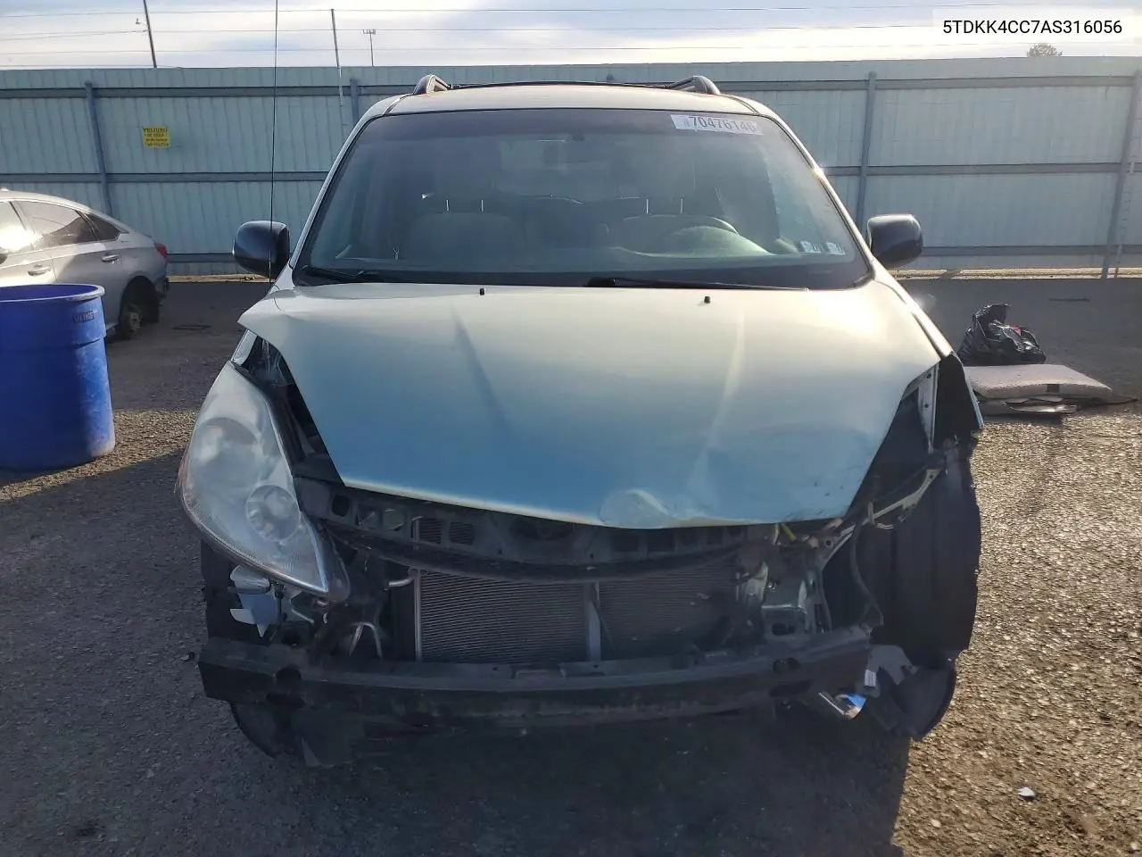2010 TOYOTA SIENNA VIN 5TDKK4CC7AS316056 — фото 5