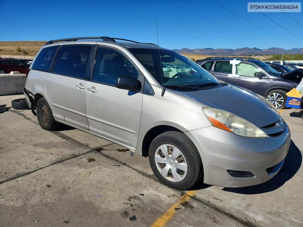 2010 TOYOTA SIENNA VIN 5TDKK4CC8AS306264 — фото 4