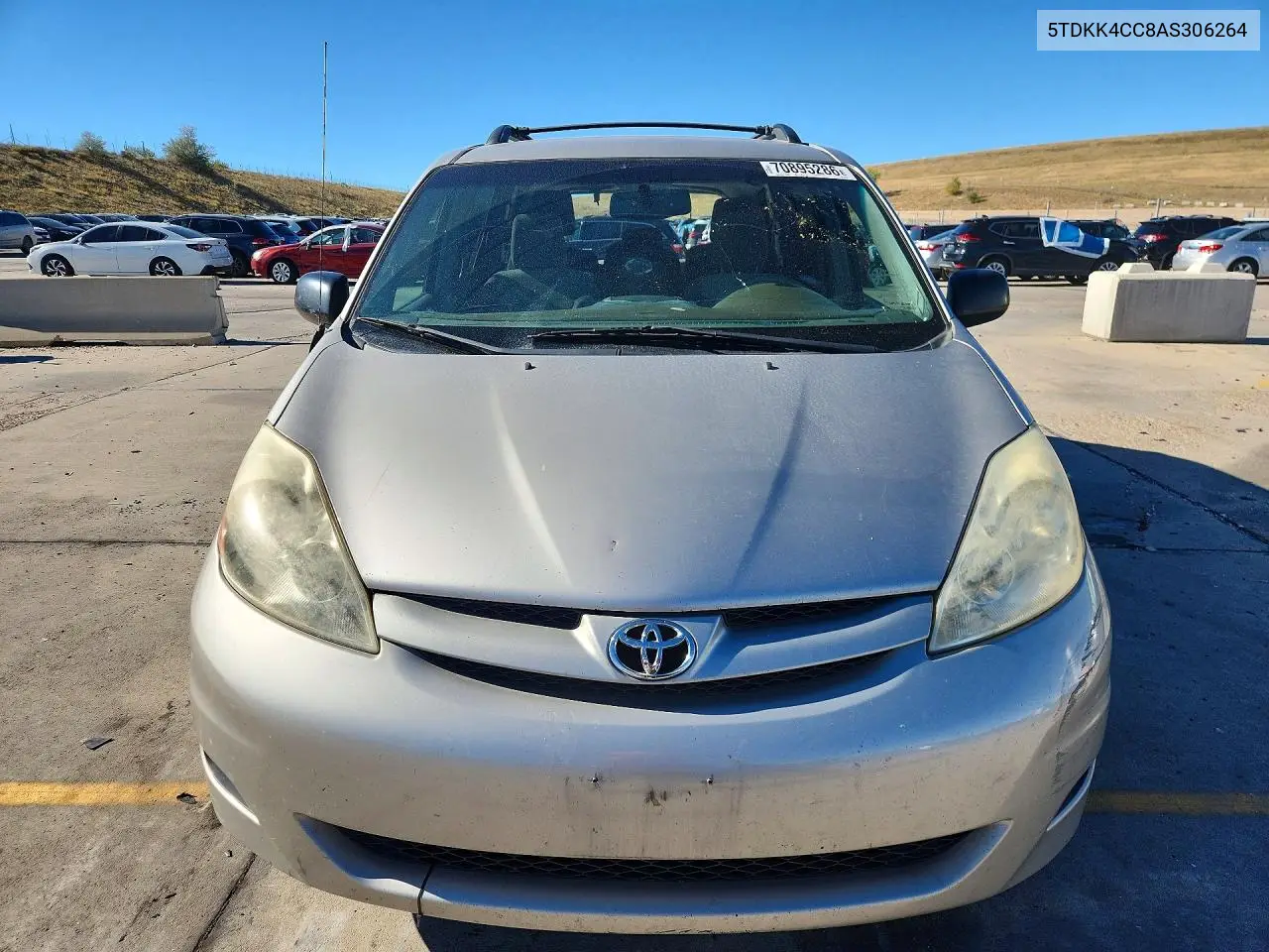 2010 TOYOTA SIENNA VIN 5TDKK4CC8AS306264 — фото 5