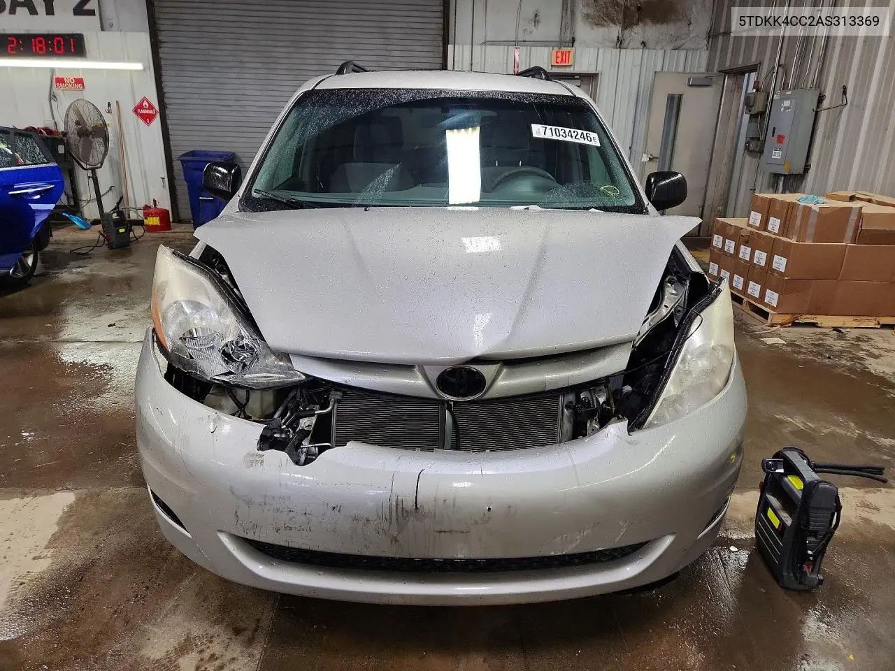 2010 TOYOTA SIENNA VIN 5TDKK4CC2AS313369 — фото 5