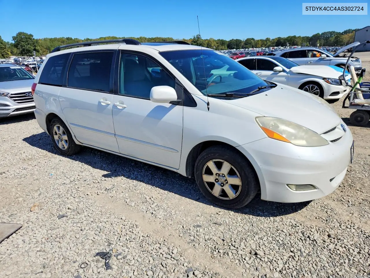 2010 TOYOTA SIENNA VIN 5TDYK4CC4AS302724 — фото 4