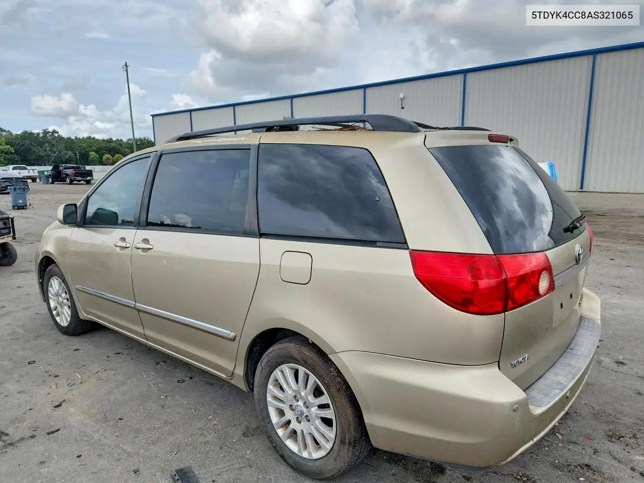 2010 TOYOTA SIENNA VIN 5TDYK4CC8AS321065 — фото 2