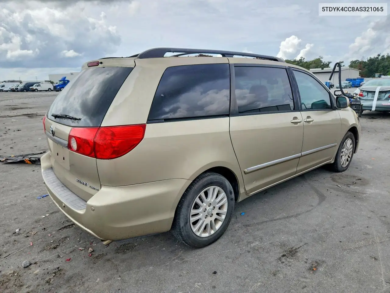 2010 TOYOTA SIENNA VIN 5TDYK4CC8AS321065 — фото 3