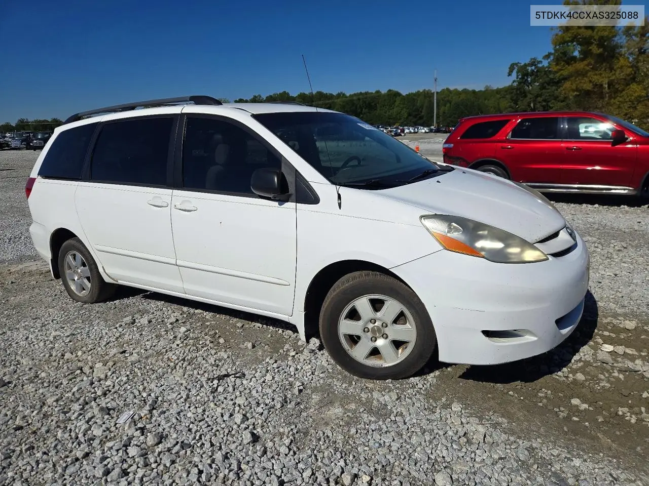 2010 TOYOTA SIENNA VIN 5TDKK4CCXAS325088 — фото 4