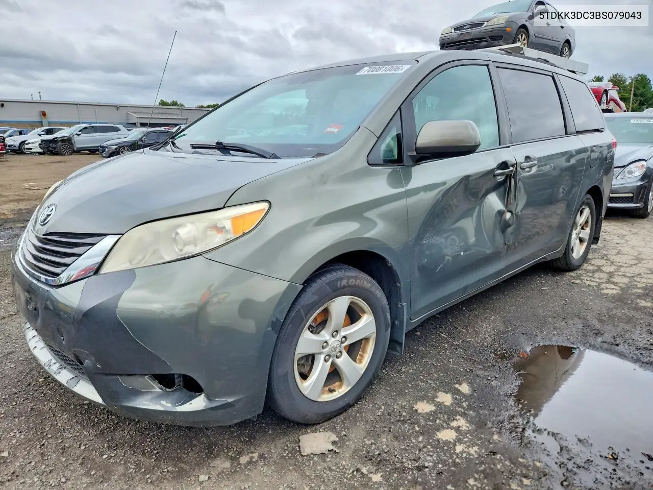TOYOTA SIENNA 2011, VIN 5TDKK3DC3BS079043