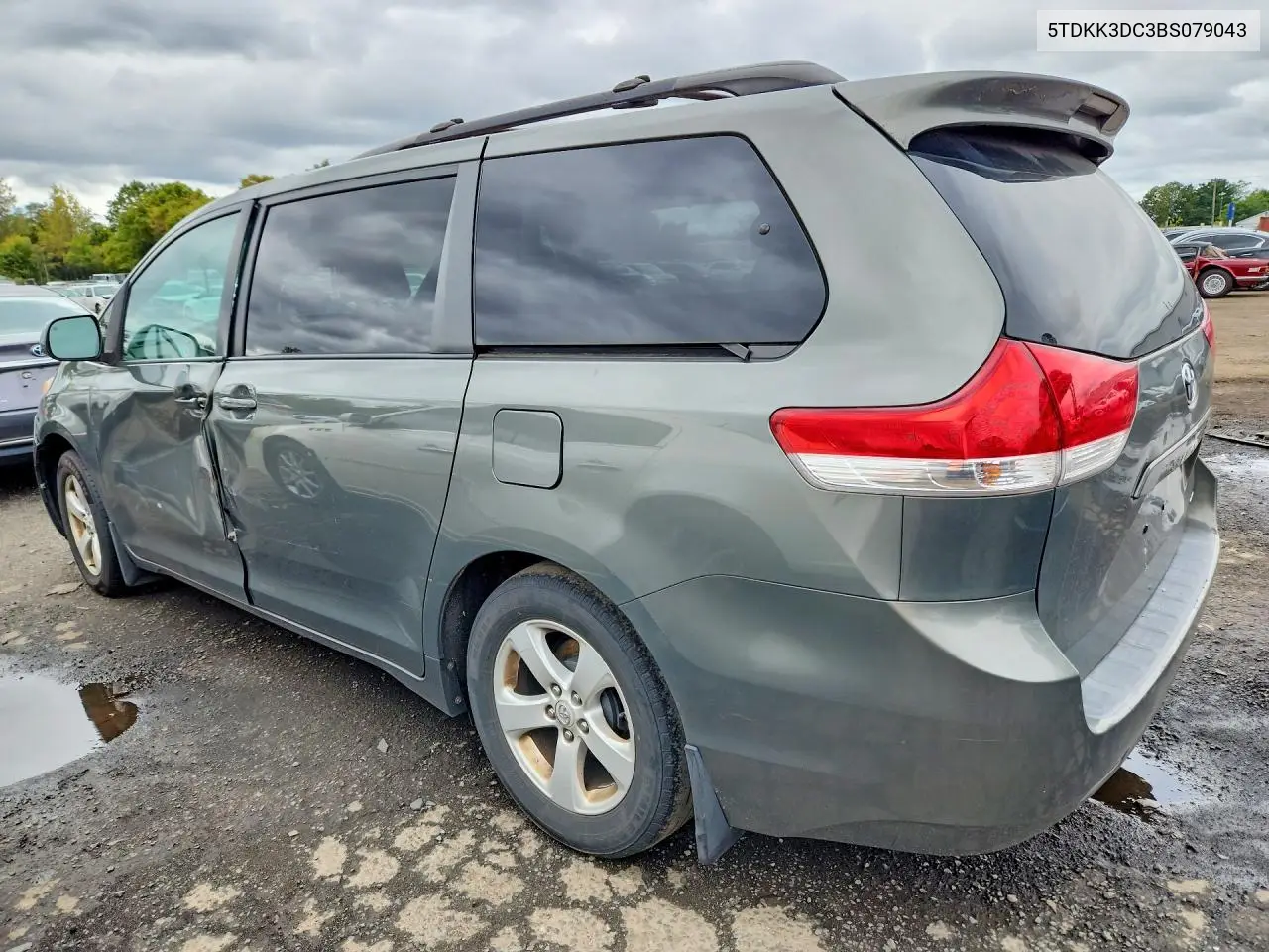 2011 TOYOTA SIENNA VIN 5TDKK3DC3BS079043 — фото 2