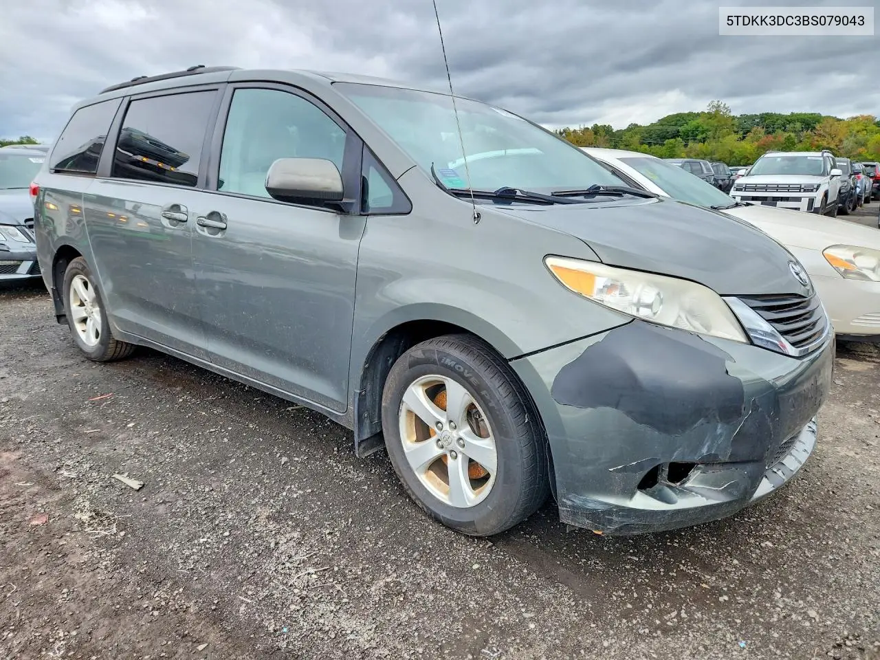 2011 TOYOTA SIENNA VIN 5TDKK3DC3BS079043 — фото 4