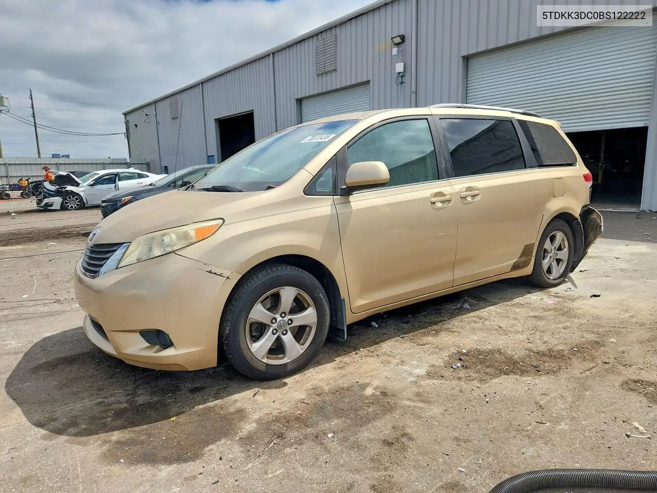 TOYOTA SIENNA 2011, VIN 5TDKK3DC0BS122222