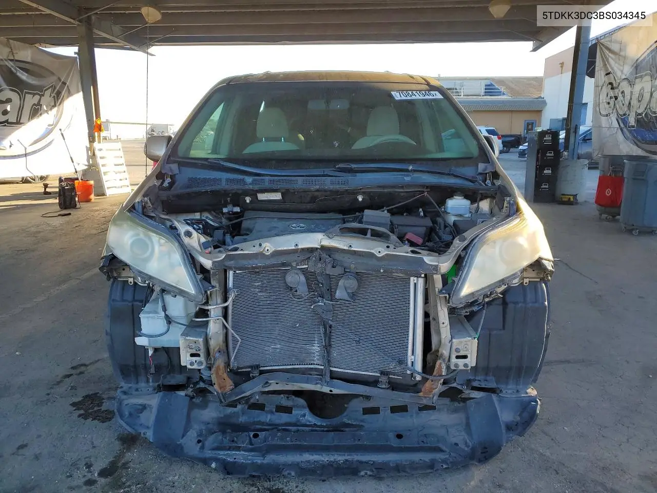 2011 TOYOTA SIENNA VIN 5TDKK3DC3BS034345 — фото 5