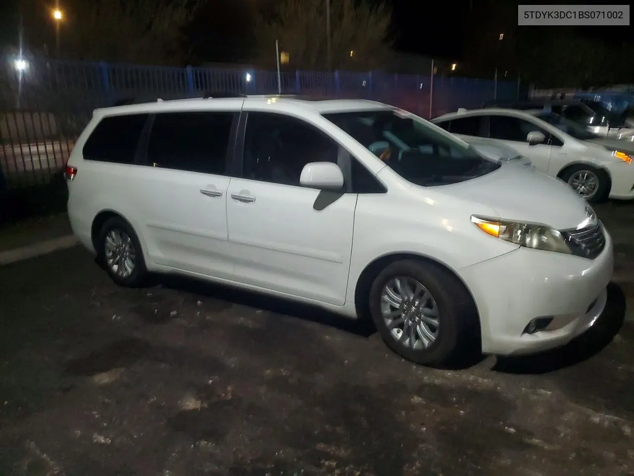 2011 TOYOTA SIENNA VIN 5TDYK3DC1BS071002 — фото 4