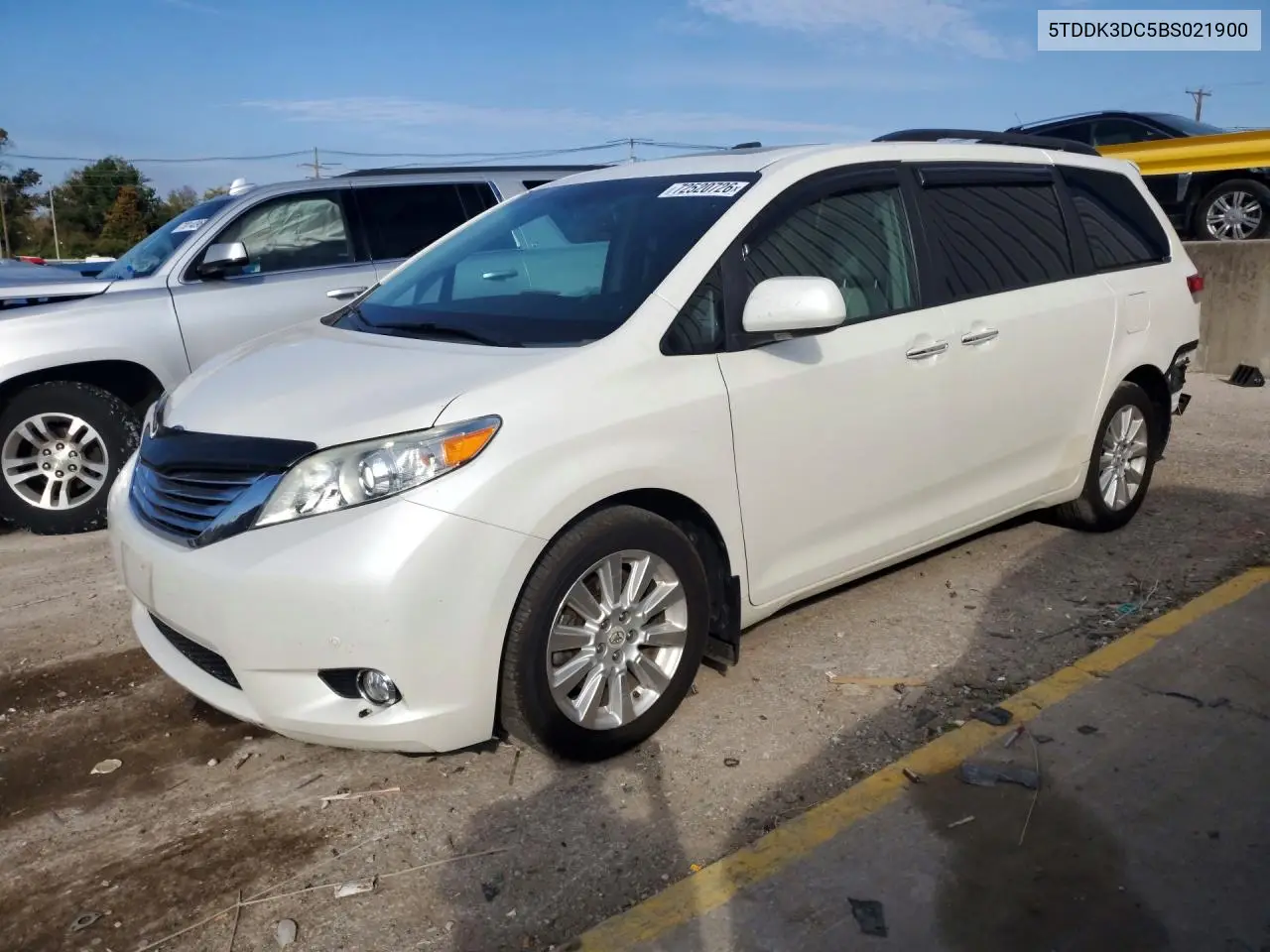 TOYOTA SIENNA 2011, VIN 5TDDK3DC5BS021900