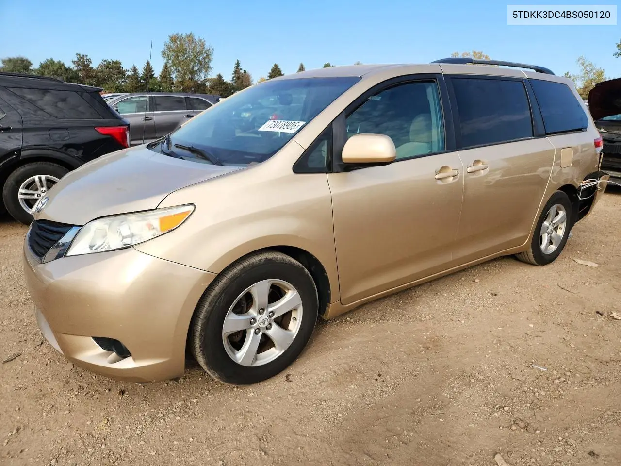 TOYOTA SIENNA 2011, VIN 5TDKK3DC4BS050120