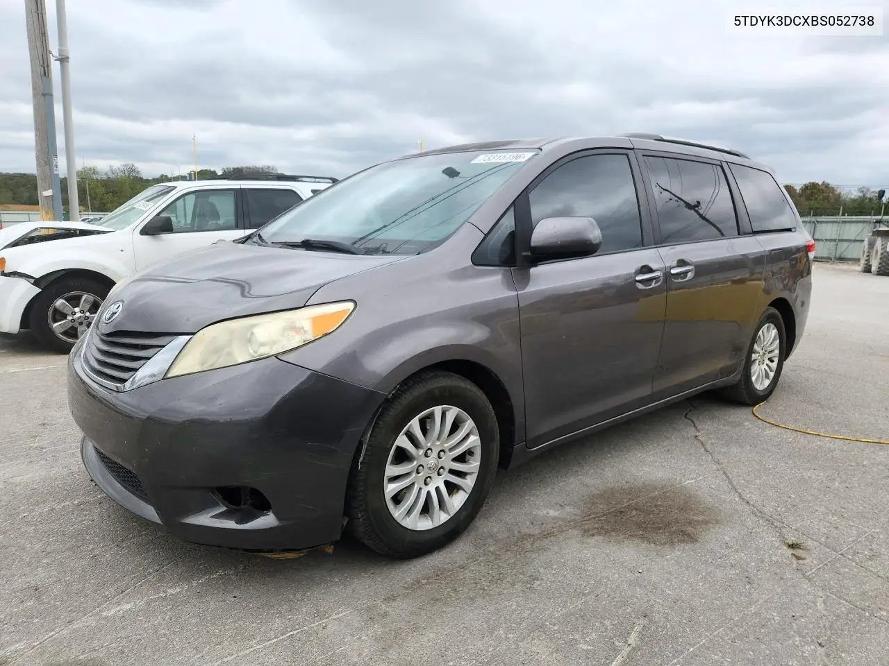 TOYOTA SIENNA 2011, VIN 5TDYK3DCXBS052738