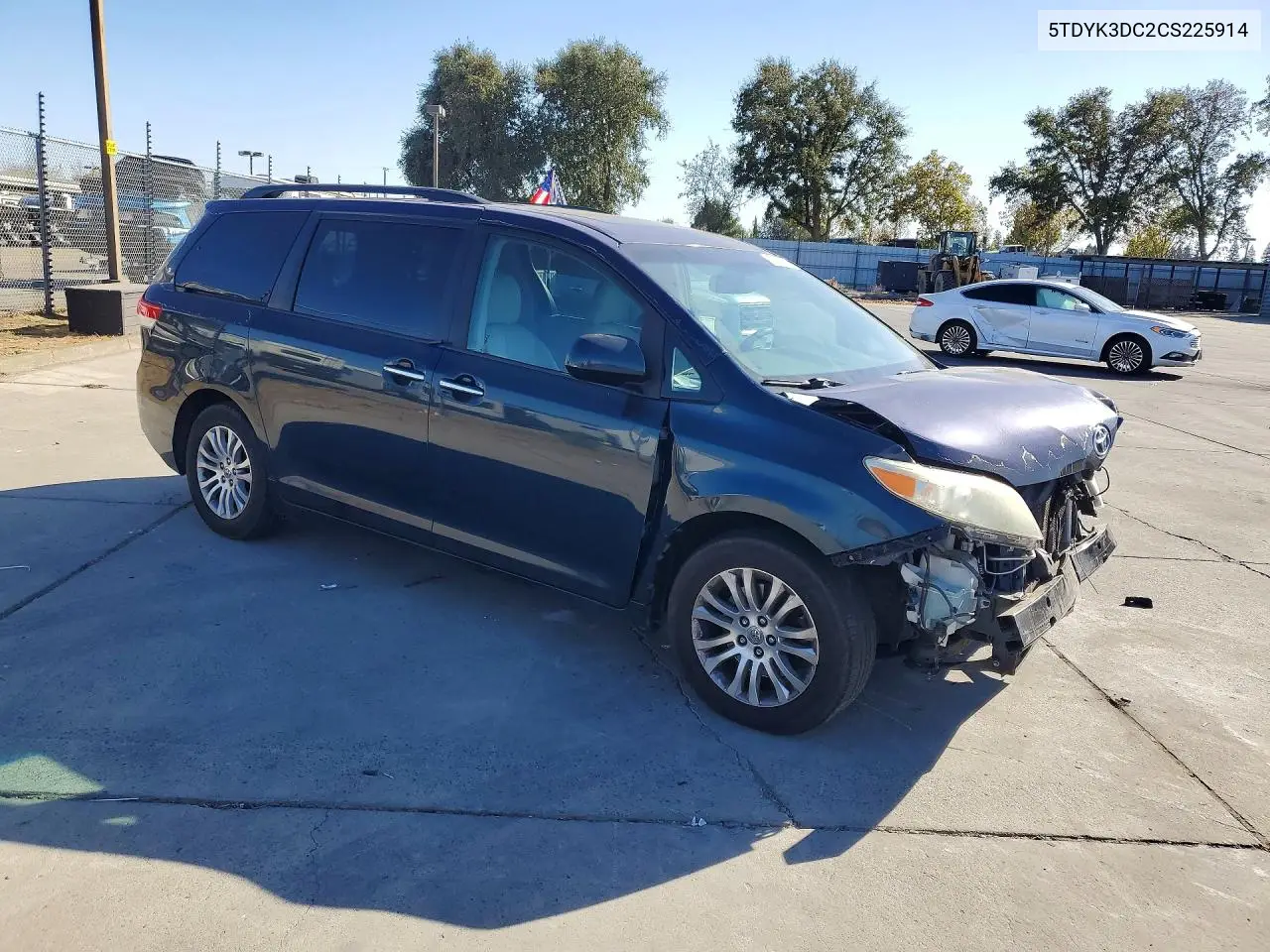 2012 TOYOTA SIENNA VIN 5TDYK3DC2CS225914 — фото 4
