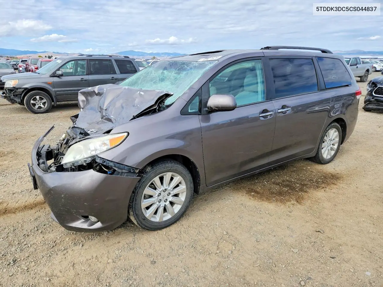 TOYOTA SIENNA 2012, VIN 5TDDK3DC5CS044837