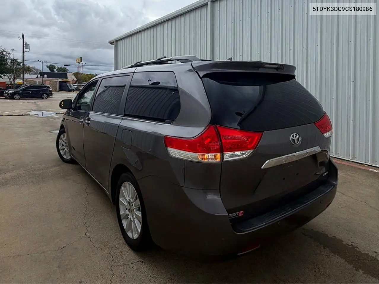 2012 TOYOTA SIENNA VIN 5TDYK3DC9CS180986 — фото 3