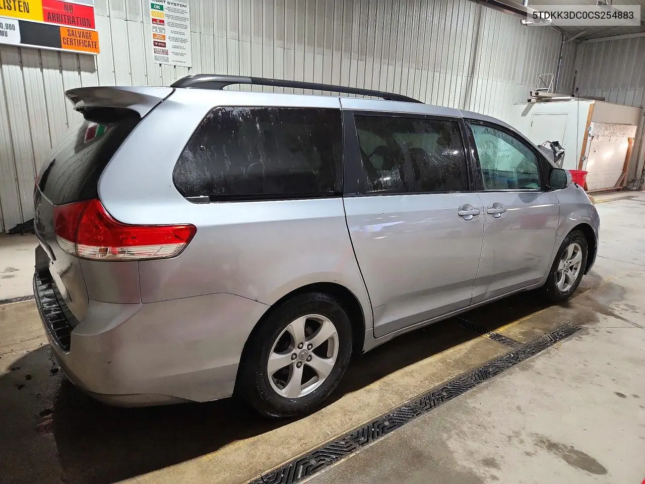2012 TOYOTA SIENNA VIN 5TDKK3DC0CS254883 — фото 3