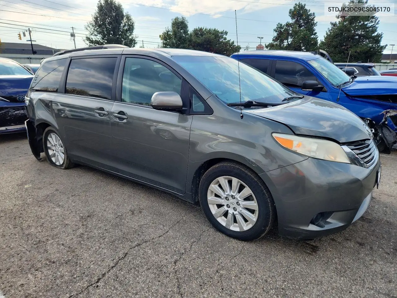 2012 TOYOTA SIENNA VIN 5TDJK3DC9CS045170 — фото 4