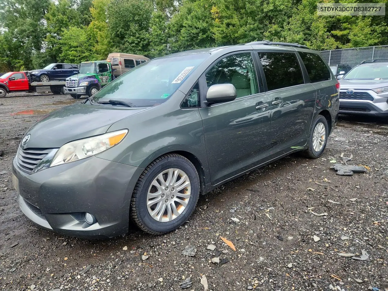 TOYOTA SIENNA 2013, VIN 5TDYK3DC7DS382727