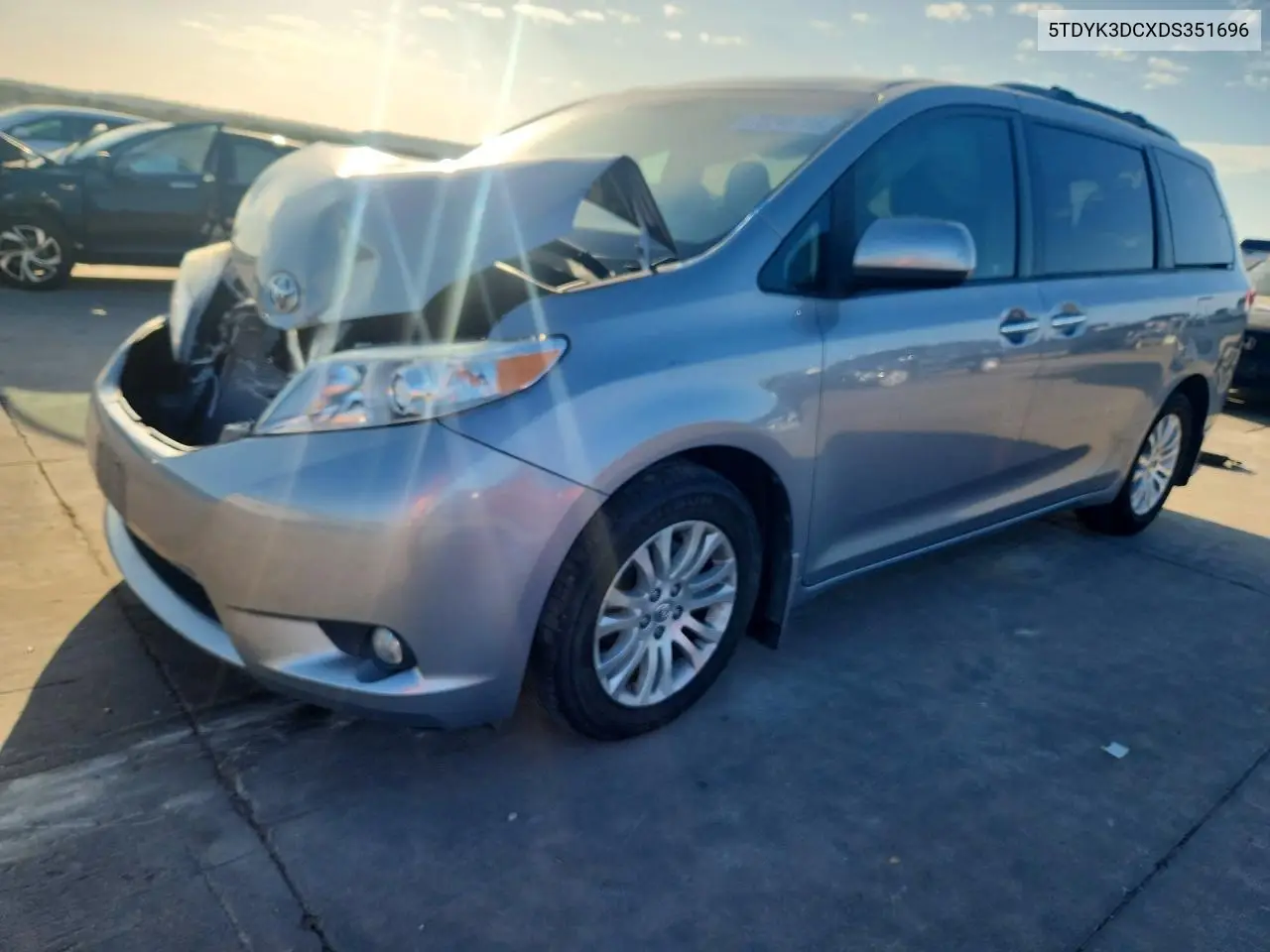 TOYOTA SIENNA 2013, VIN 5TDYK3DCXDS351696