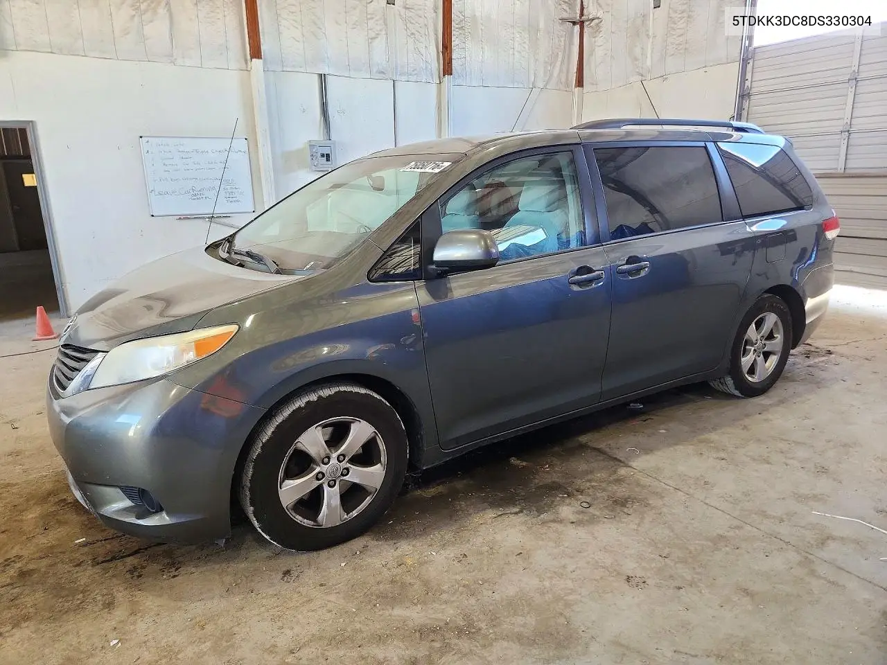 TOYOTA SIENNA 2013, VIN 5TDKK3DC8DS330304