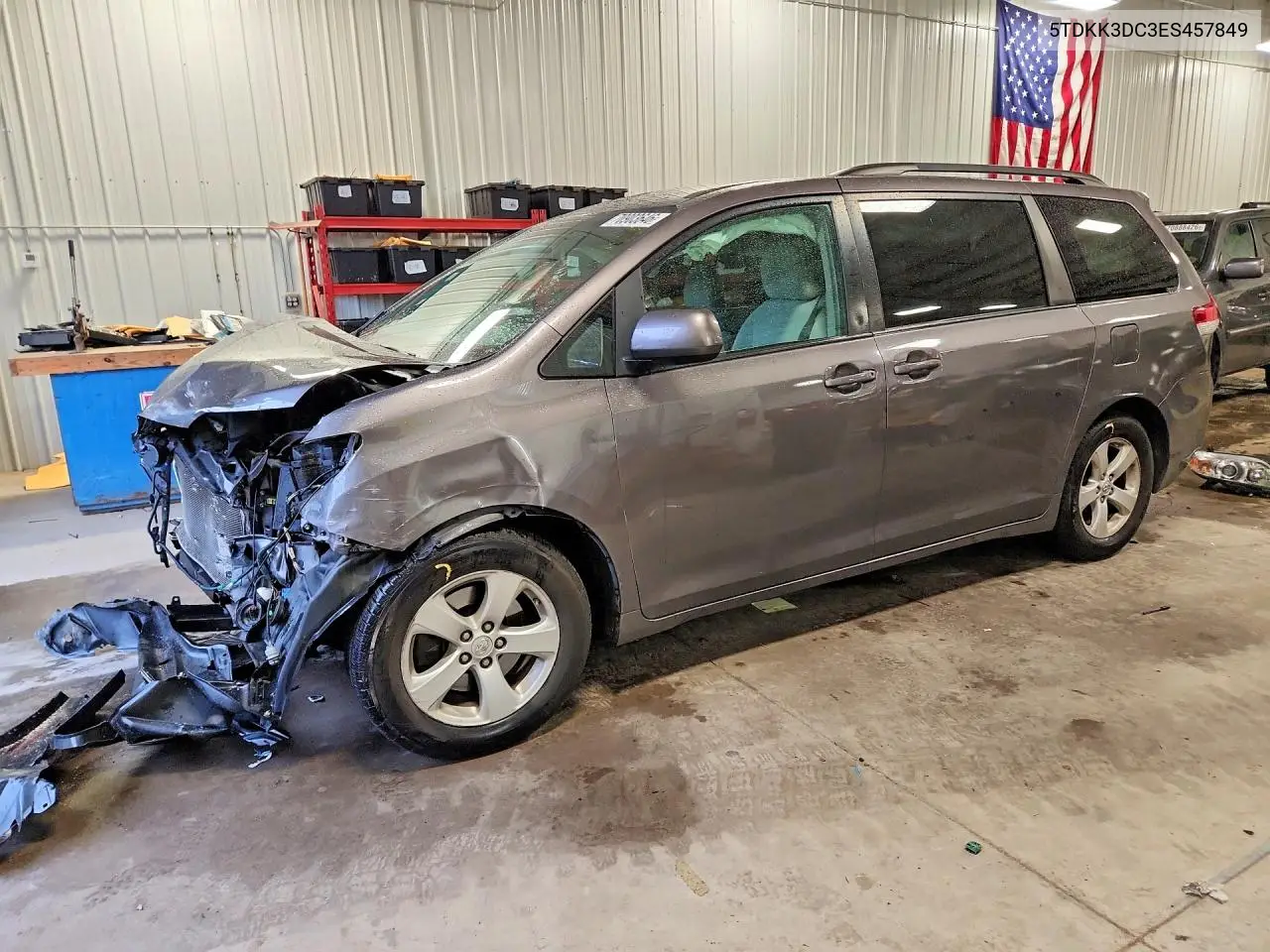 TOYOTA SIENNA 2014, VIN 5TDKK3DC3ES457849