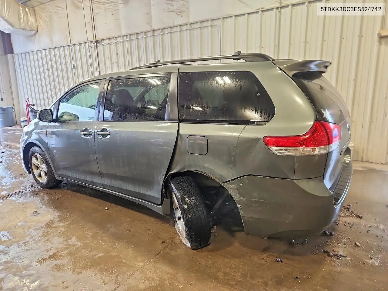 2014 TOYOTA SIENNA VIN 5TDKK3DC3ES524742 — фото 2