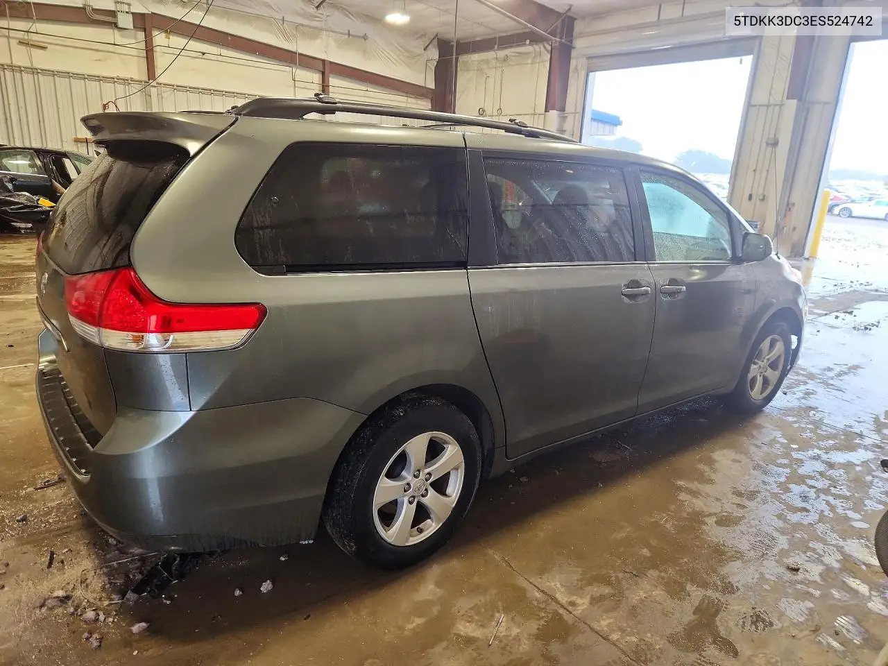 2014 TOYOTA SIENNA VIN 5TDKK3DC3ES524742 — фото 3