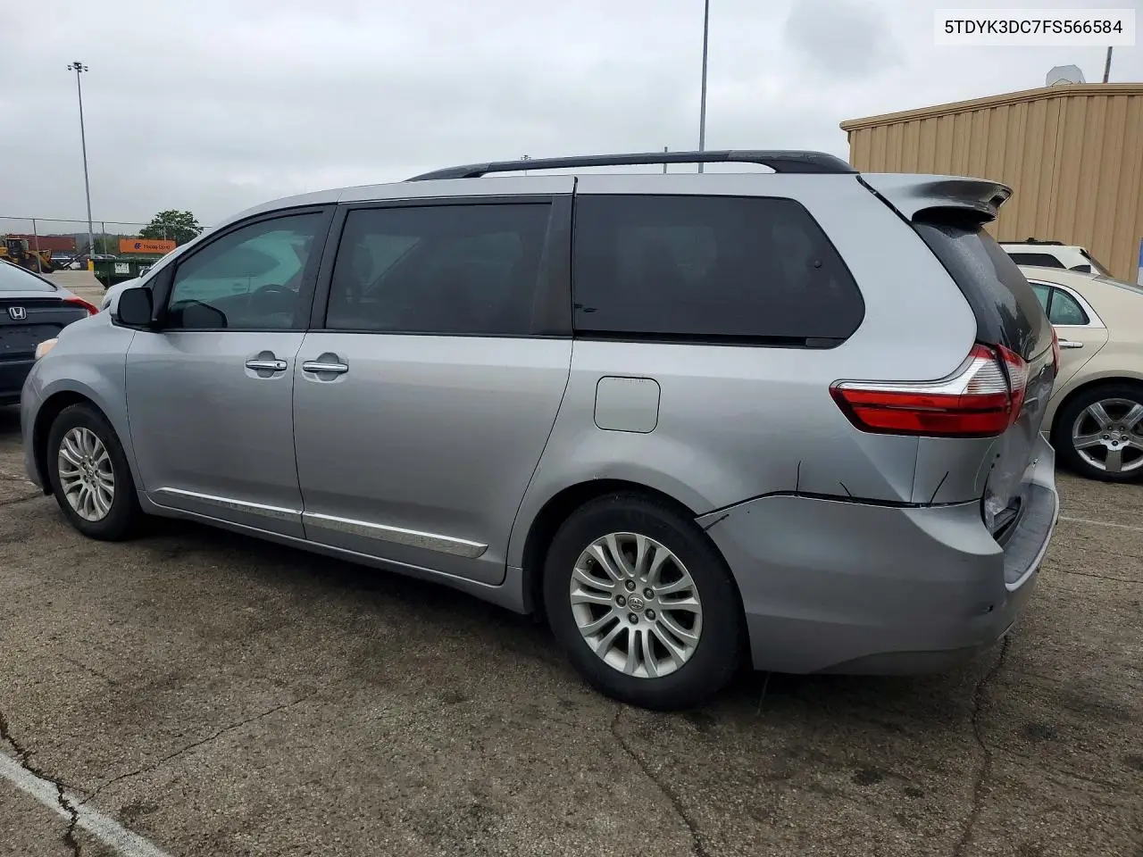 2015 TOYOTA SIENNA VIN 5TDYK3DC7FS566584 — фото 2