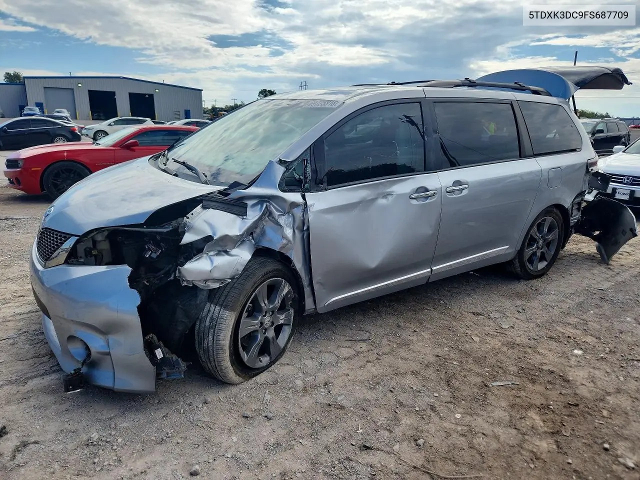 TOYOTA SIENNA 2015, VIN 5TDXK3DC9FS687709