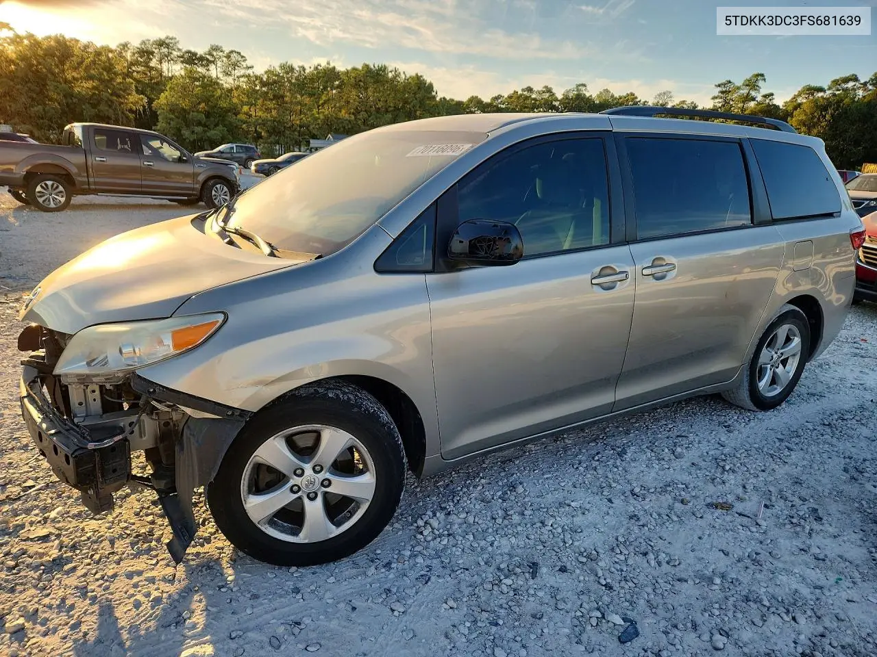 TOYOTA SIENNA 2015, VIN 5TDKK3DC3FS681639